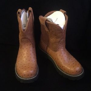 NEW Woman’s Ariat Boots